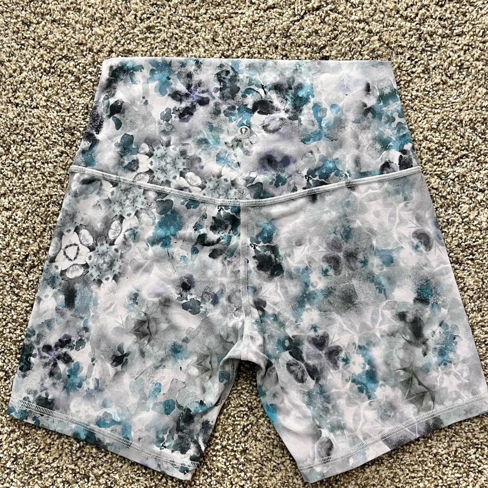 Lululemon align shorts